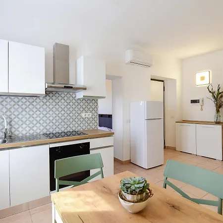 Appartamento Residenza Il Balconcino Comune Di Cabiate Meda